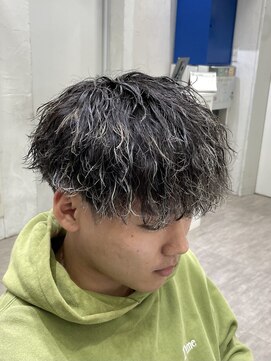 ドットトウキョウ 横浜店(dot.tokyo) 【菊地瞬平】パーマ×ハイライト(横浜/メンズパーマ)