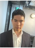 ☆黒髪アイロンパーマアップバング刈り上げビジネスショート