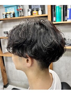 パール(PEARL) センターパート×波巻きスパイラル