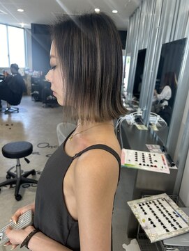 キング 枚方店(K!ng) ハイライトカラーミルクティーベージュケアブリーチダブルカラー