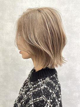 フルブルーム 東林間(fullbloom) ミディアムレイヤーミルクティーベージュケアブリーチ