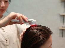 個室で受けられる育毛促進メニュー【強髪】ヒト幹細胞培養液を使用した最新のエイジングケアです