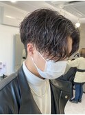 センターパート波巻きパーマスパイラルパーマツイストスパイラル