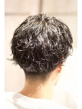 キングスマン トーキョー 国分寺(KINGSMAN TOKYO) スパイラルパーマ