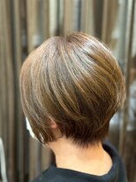 美容室ヒラトヤ 都南店&nbsp;30代40代50代大人キレイ美シルエット前下がりショートボブ透明感