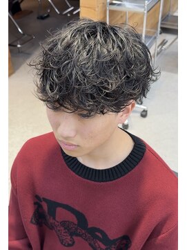 ヴェロ 福井(VeRO) シャドウパーマ