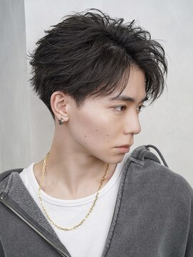 ゼロ 渋谷(XeRo) 【ガイルフェザーショート】