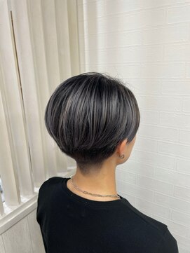 エルゴ 川崎西口(ergo) ショートヘアシャドールーツ