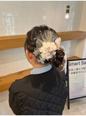 ふわふわシニヨンヘア