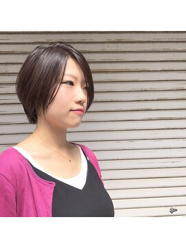 カウチ(Kauti) 前下がりショートボブ！