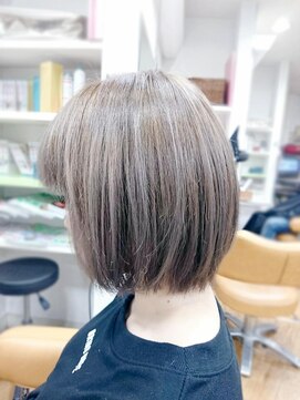 トゥエンティーフォー 泉大津店(24) 外国人風アッシュベージュ