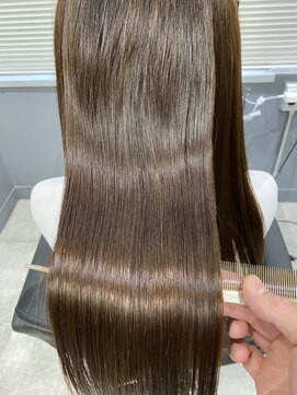 ジーナ 福岡天神(Zina) 小顔セミウェットウェーブピンクベージュハイライトカラー