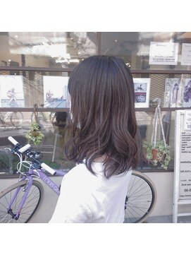 ヒカリス 東三国(HIKARIS) アッシュブラウン　巻き髪　ナチュラルカラー　ナチュラル系