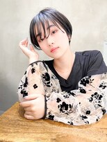 メーヴェ(Mowen) mowen 南堀江　くびれショート×ラベージュ×艶髪