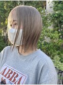 グレージュカラー