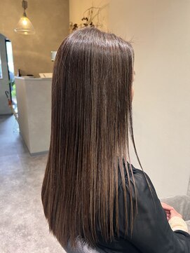 イコ(ico) 髪質改善TR×ぼかしカラー