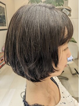 グラムゼロ ショートレイヤーボブスタイル