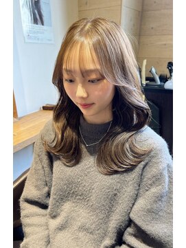 アルーシェ 新宿店(Alushe) グレージュ×くびれ巻き