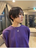 前上がりマッシュショートボブ