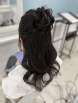 ホワイト 東京新宿店(White) お団子ハーフアップ