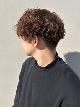 シアン(cyan) 茶×波巻き