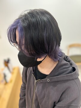 ソソ(soso.) MEN’S HAIR/インナーカラー/刈り上げセンターパート/木更津