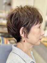 ソルト(Salt)&nbsp;Salt short hair style with natural curl (CHIE)