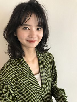 ヴェイン(VEIN) VEIN【青山】 外はね ミディアム パーマ