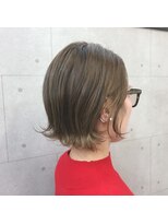 トンチ(tonchi)&nbsp;大人おしゃれショートボブ