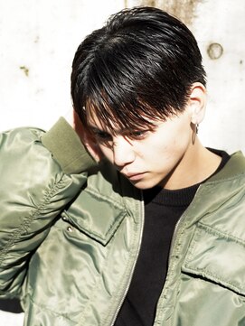 アルファ 新宿(alpha) サーフカール/ 刈り上げセンターパート/ブルーブラック[新宿駅]