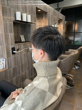 アクアヴィタエ(Aqua vitae) アップバングスタイル