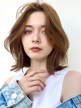 アフロートリノ(AFLOAT Leino) 小顔ヘルシーレイヤースタイル透明感カラー【修】20代30代40代