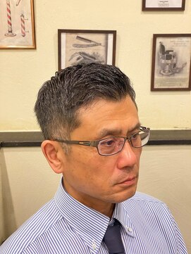 スカイマスターバーバー 渋谷(SKY MASTER BARBER) 刈上げアップバング[渋谷/理容室/バーバー/メンズ/フェード]