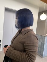 ローレンアオ(LOREN AO)&nbsp;イメチェン/ホワイトブロンド/外ハネボブ/美髪/栄矢場