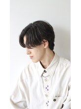 ヘアースペース サイ(Hair Space SAI) フェザーパーマ×センターパート