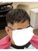 高め刈り上げのベリーショート