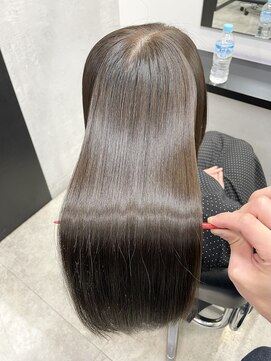 サロウィン 池袋(SALOWIN) ブリーチなしオリーブベージュ × 美髪ストレート #346