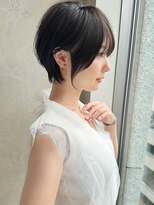 アフロート ルヴア(AFLOAT RUVUA)&nbsp;みね似合わせショートボブ30代40代50代前下がり小顔新宿丸顔面長