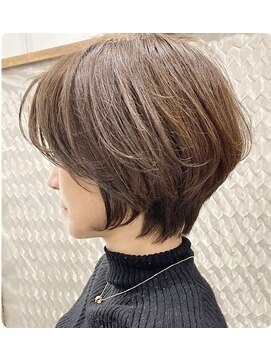 レリーバース 豊中桃山台店(Rely birth) メリハリショートボブ【桃山台/南千里/服部緑地】