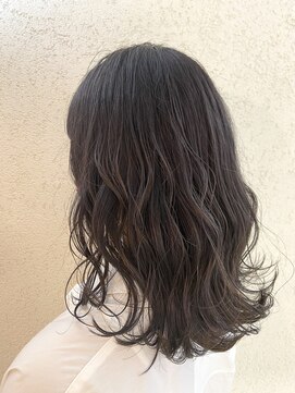 メルク(merc) ミディアム/グレージュ/シアーカラー/姫カット/宇都宮