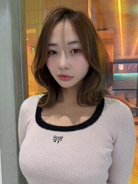 ロンドルーチェ 心斎橋(Lond luce) 小顔ボブ×ハイトーン×オリーブグレー[心斎橋/髪質改善]