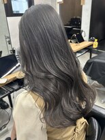 キラ 渋谷(KILLA) ツヤ髪スタイル/ミディアムレイヤー/ブルージュ/グレージュジュ