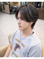 アムールマヤ&nbsp;ナチュラルにキマる韓国風センターパート