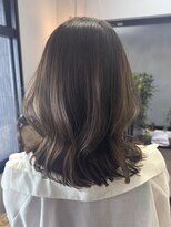 パレータ(PALETA)&nbsp;外ハネニュアンスミディ