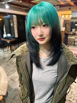 ルアナ(Luana) グリーンルーツカラーレイヤー