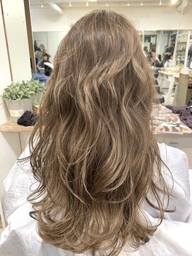 ペネロープ(Penelope) 【新宿ペネロープ】外国人風ハイライトベージュ 担当RYO