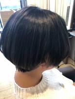 マニス(manis) 大人可愛い30代・40代・50代◎重めマッシュショート地毛風カラー