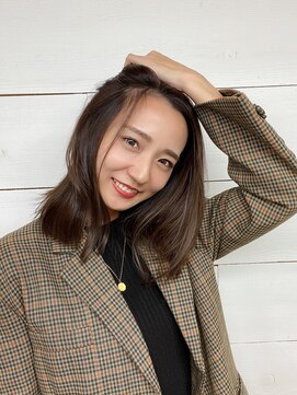 ピース トウキョウ(PEACE TOKYO) ボブ長めのツヤツヤストレートスタイル