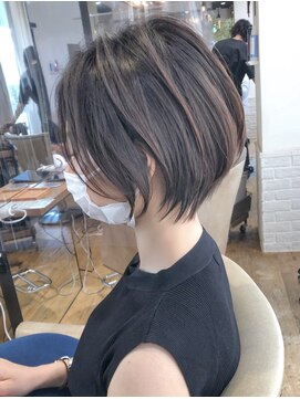 バンプ ギンザ(BUMP GINZA) 《明るい白髪染め》前下がりショートボブ×ハイライト【中村】★