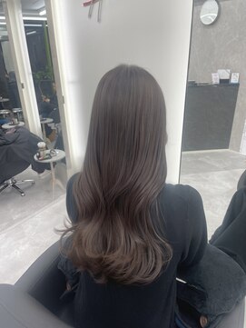 アルドーレ(Ardore) ブリーチなしカラーに韓国風レイヤー☆マロングレージュ